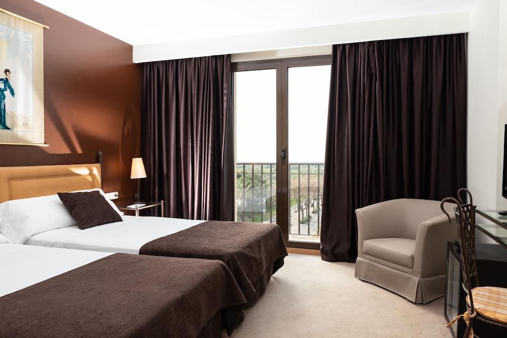 Termes Montbrio Hotel & Spa Montbrió del Camp Zewnętrze zdjęcie